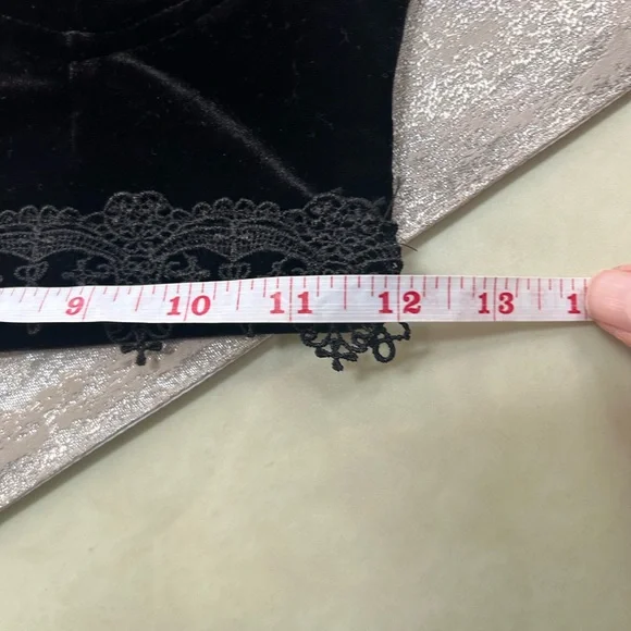 Women’s Lace trim bralette - Picture 14 of 14